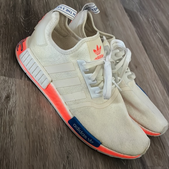 Adidas - Picture 2 of 4